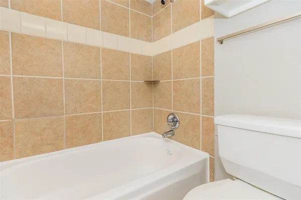 $1,175 | 10301 Sandpiper Drive, Unit 12137, Houston, TX 77096