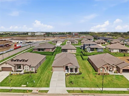 $500,000 | 22662 West 89th Street, Lenexa, KS 66227