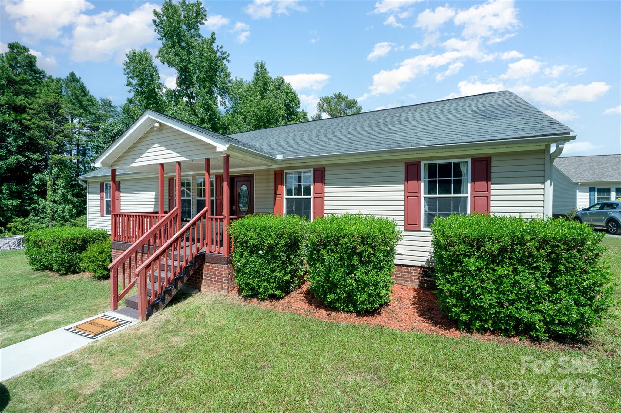 408 Rhea Road York, SC 29745 - Photo 2 of 34 front view of a house with a yard