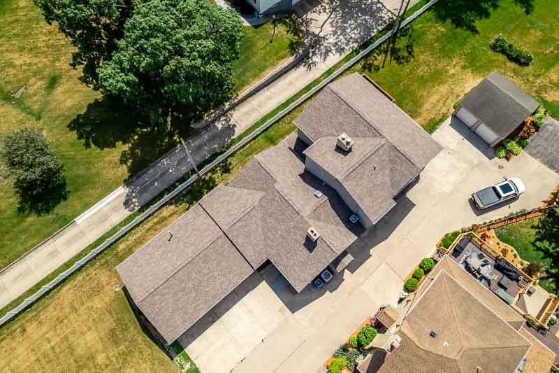 2230 South Riverside Drive Beloit, WI 53511 - Photo 4 of 75