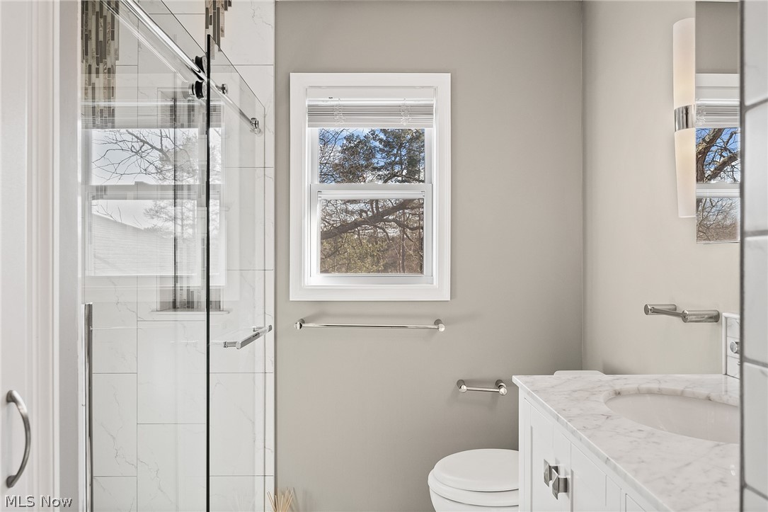 38210 Bainbridge Road Solon, OH 44139 - Photo 20 of 32 Gorgeous remodeled 2nd floor bathroom