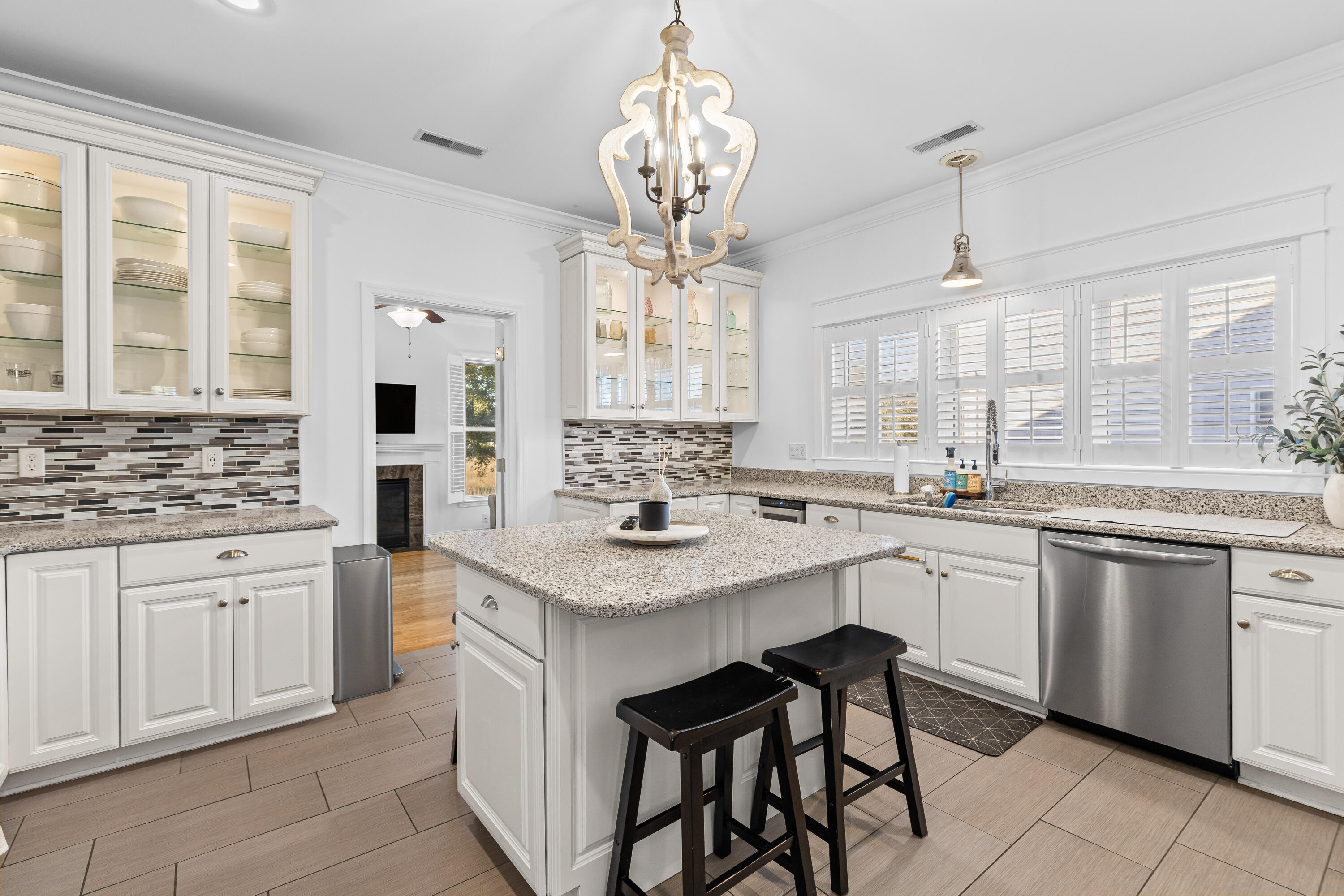 1318 Battle Ground Road Charleston, SC 29412 - Photo 15 of 57 Kitchen