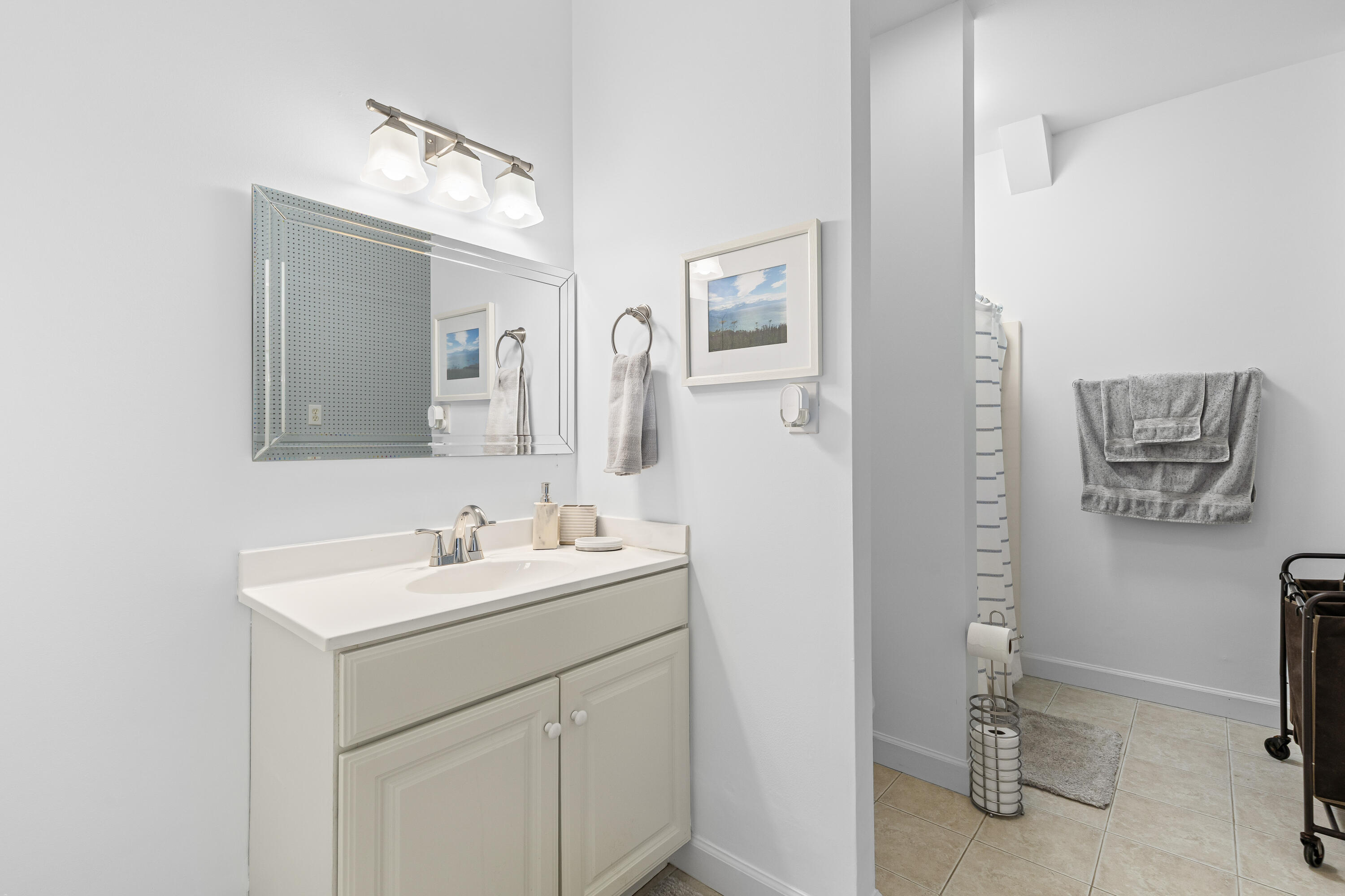 1318 Battle Ground Road Charleston, SC 29412 - Photo 49 of 57 Bathroom 3