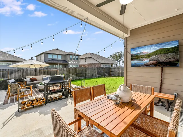 $3,200 | 2912 Mindel Street, New Braunfels, TX 78130