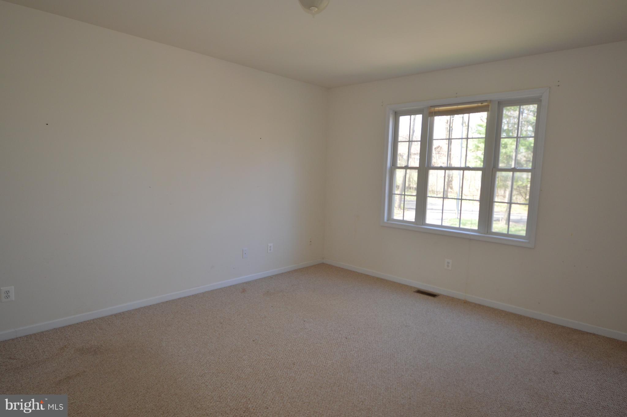 628 Highridge Road Front Royal, VA 22630 - Photo 11 of 18 Bedroom (Master)