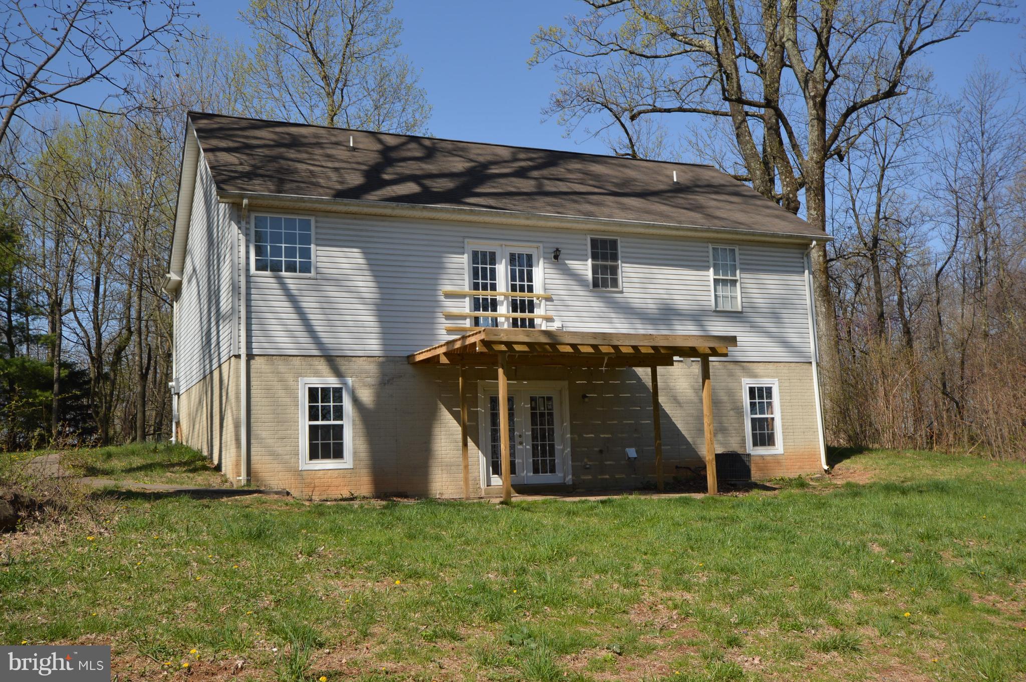 628 Highridge Road Front Royal, VA 22630 - Photo 18 of 18 Exterior (Rear)