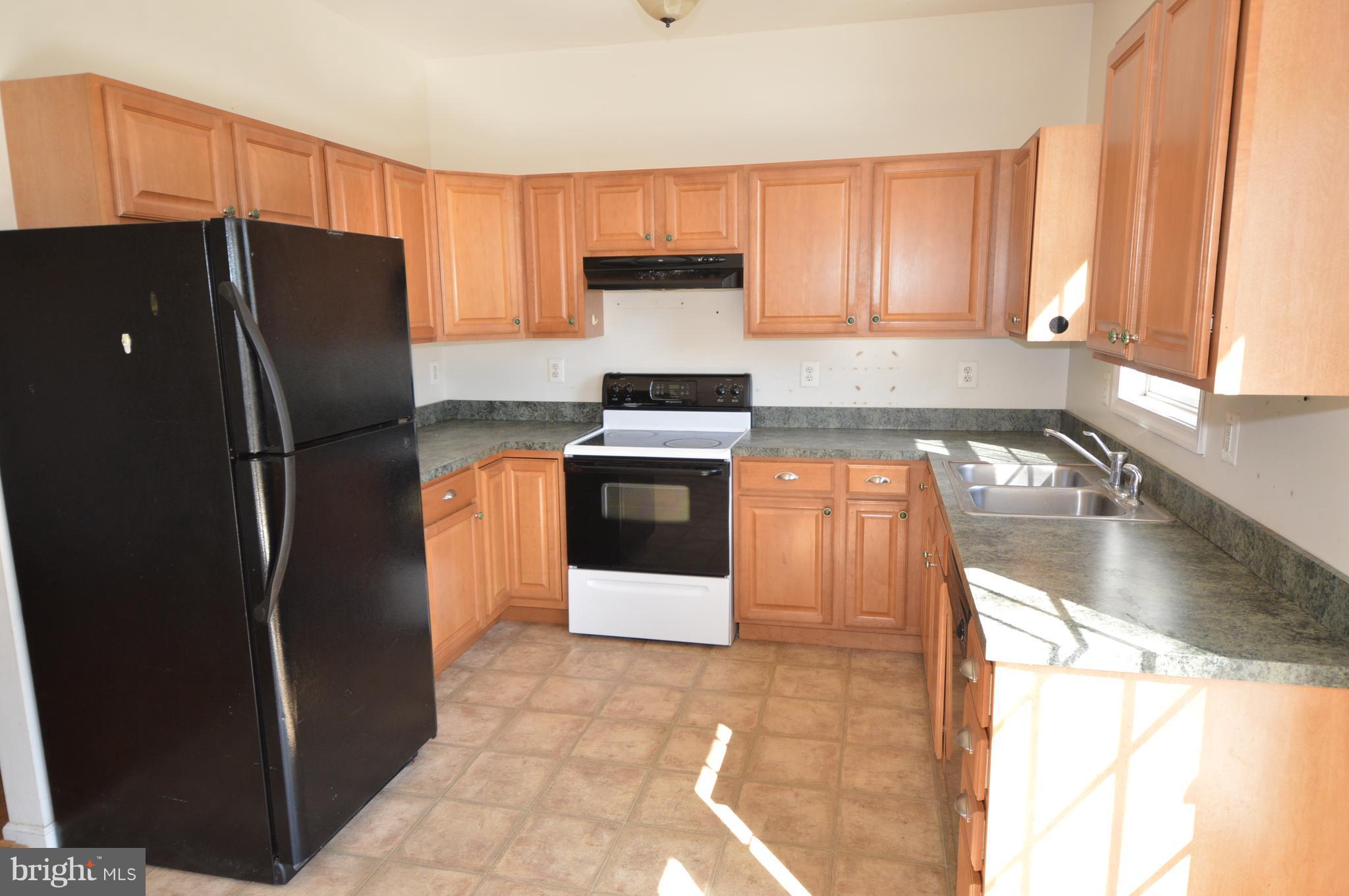 628 Highridge Road Front Royal, VA 22630 - Photo 6 of 18 Kitchen
