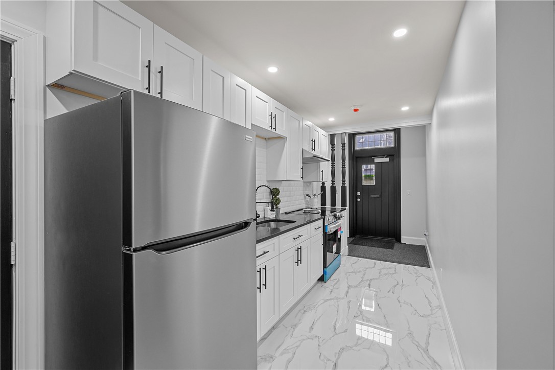 1394 Mendon Road Cumberland, RI 02864 - Photo 4 of 50