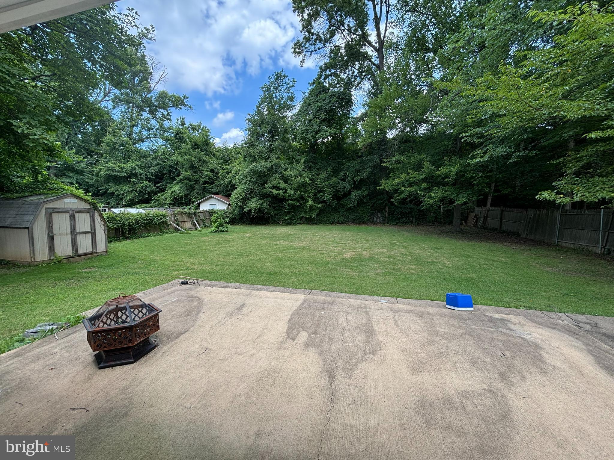 7439 Long Pine Drive Springfield, VA 22151 - Photo 10 of 11 huge back yard