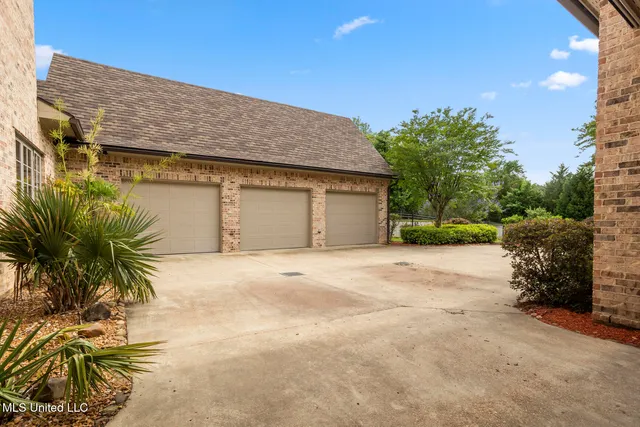 $1,020,000 | 430 Johnstone Drive, Madison, MS 39110