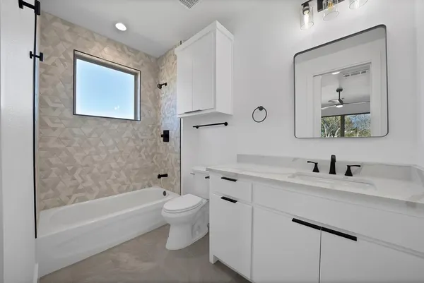 $639,000 | 309 Whispering Way, Red Oak, TX 75154