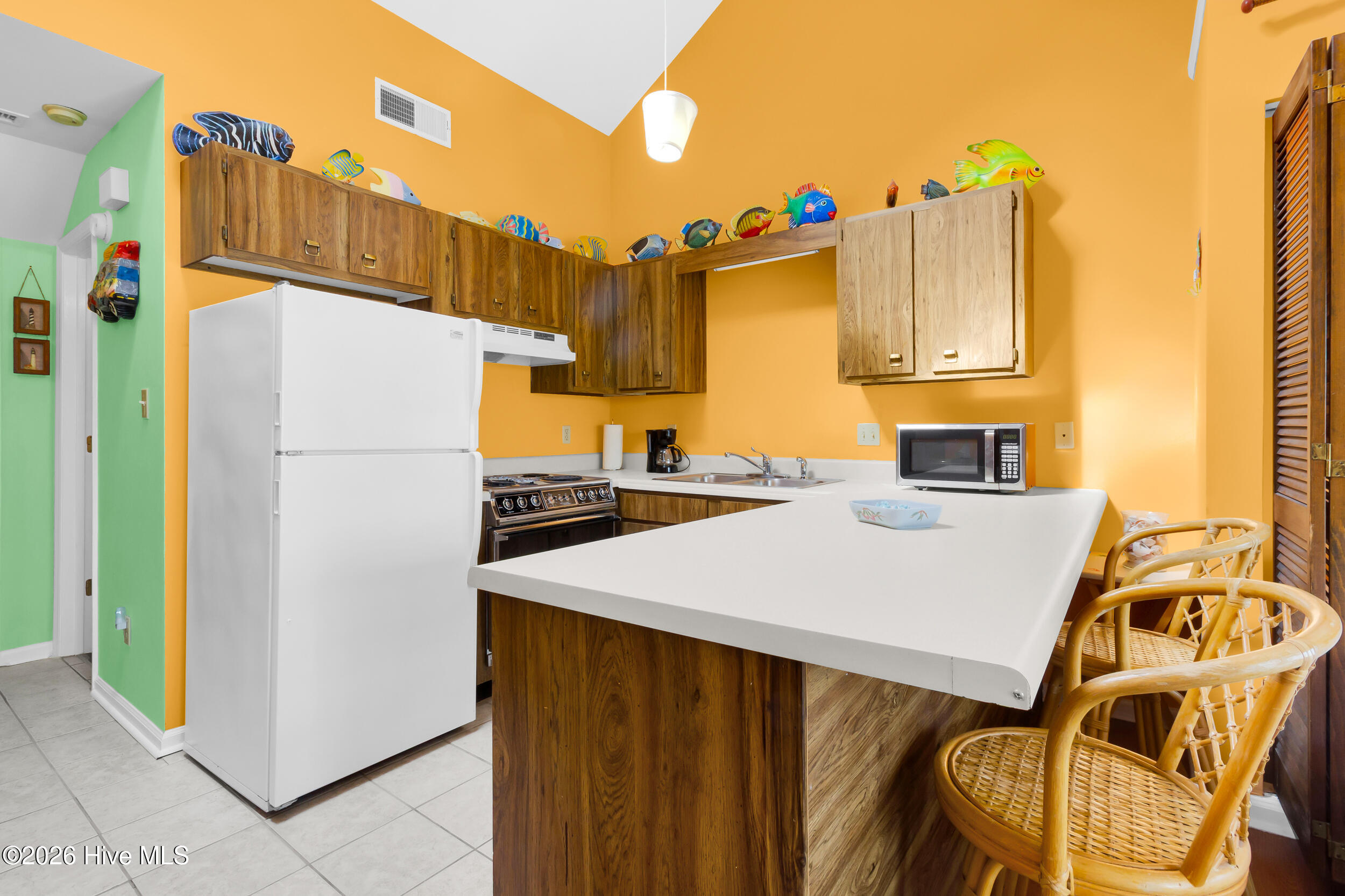 9201 Coast Guard Road, Unit F302 Emerald Isle, NC 28594 - Photo 11 of 27 3 (9)