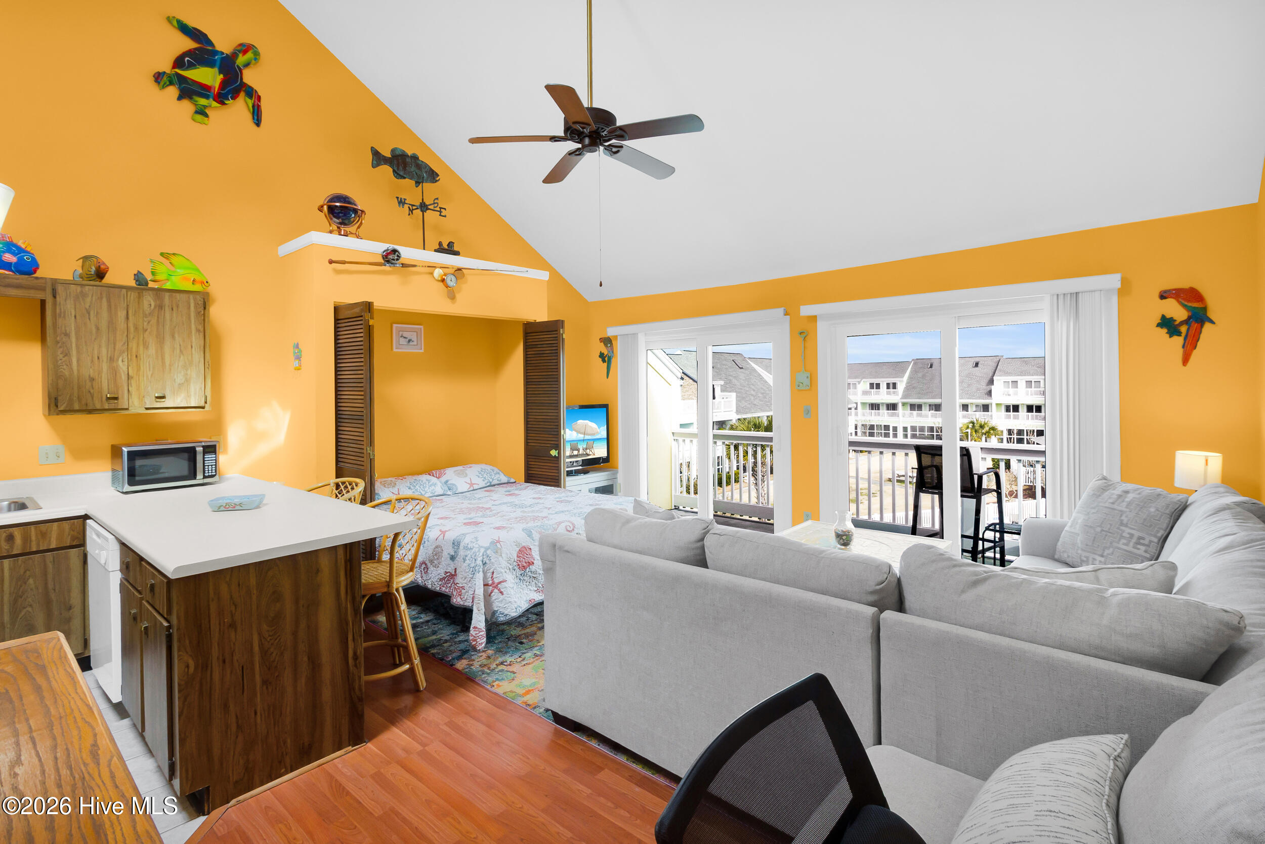 9201 Coast Guard Road, Unit F302 Emerald Isle, NC 28594 - Photo 8 of 27 6 (6)