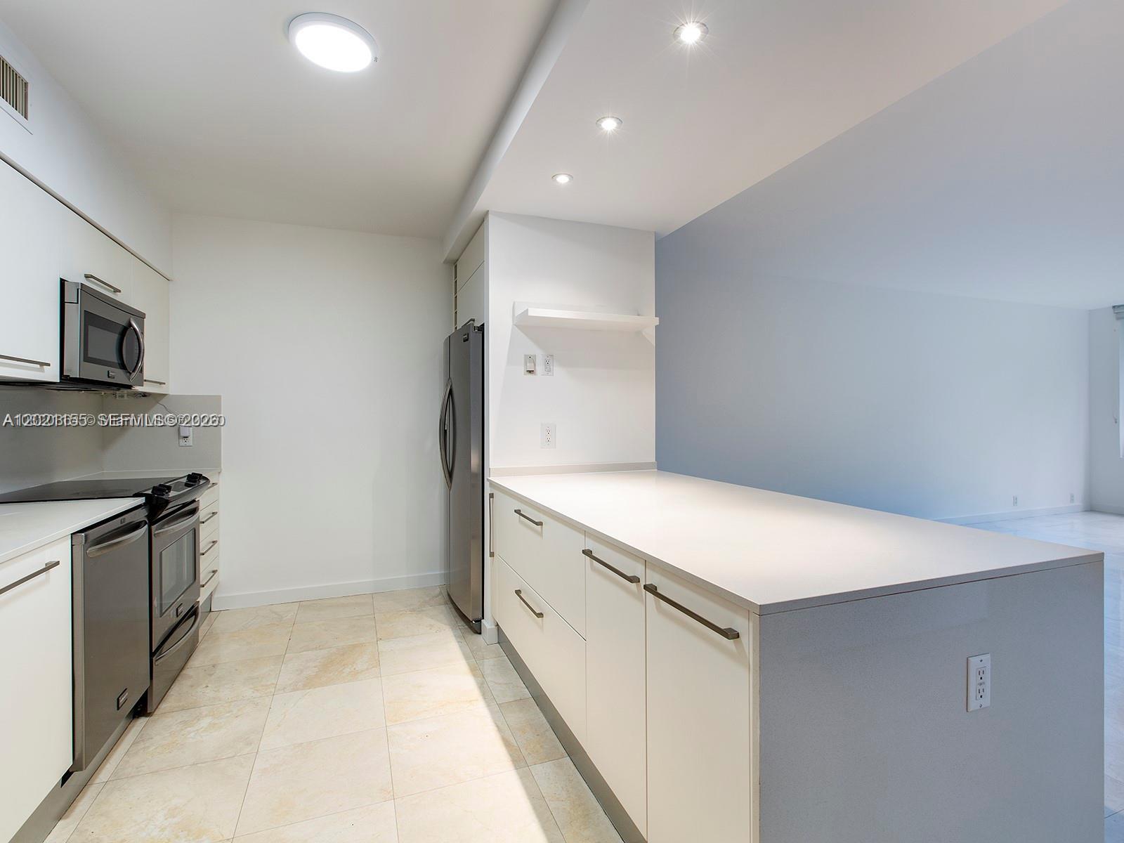 121 Crandon Boulevard, Unit 252 Key Biscayne, FL 33149 - Photo 7 of 21
