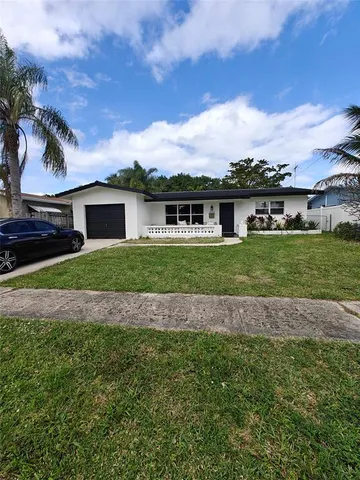 $689,777 | 4223 Van Buren Street, Hollywood, FL 33021