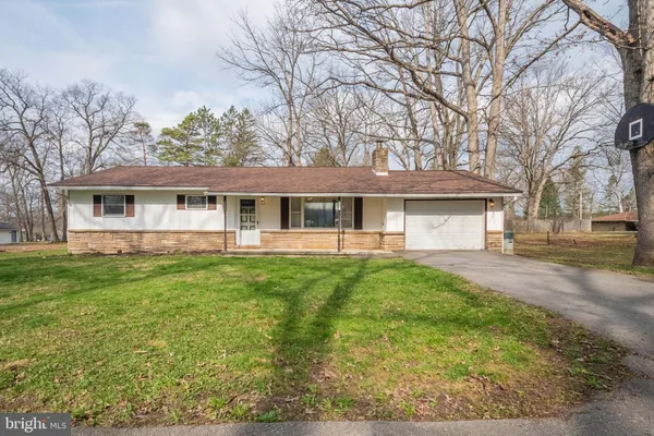 $219,000 | 407 Seneca Avenue, Oakland, MD 21550