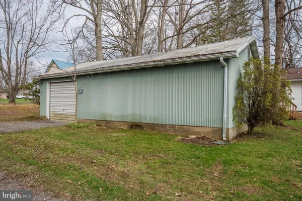 $219,000 | 407 Seneca Avenue, Oakland, MD 21550