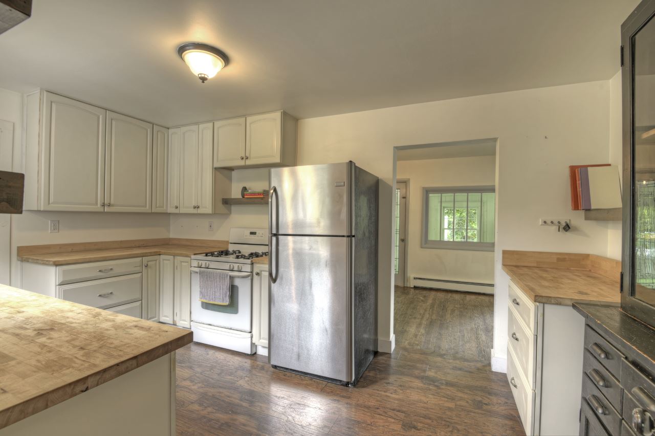 8968 East Lincoln Road Cedar, MI 49621 - Photo 16 of 44 1878646-15.JPG