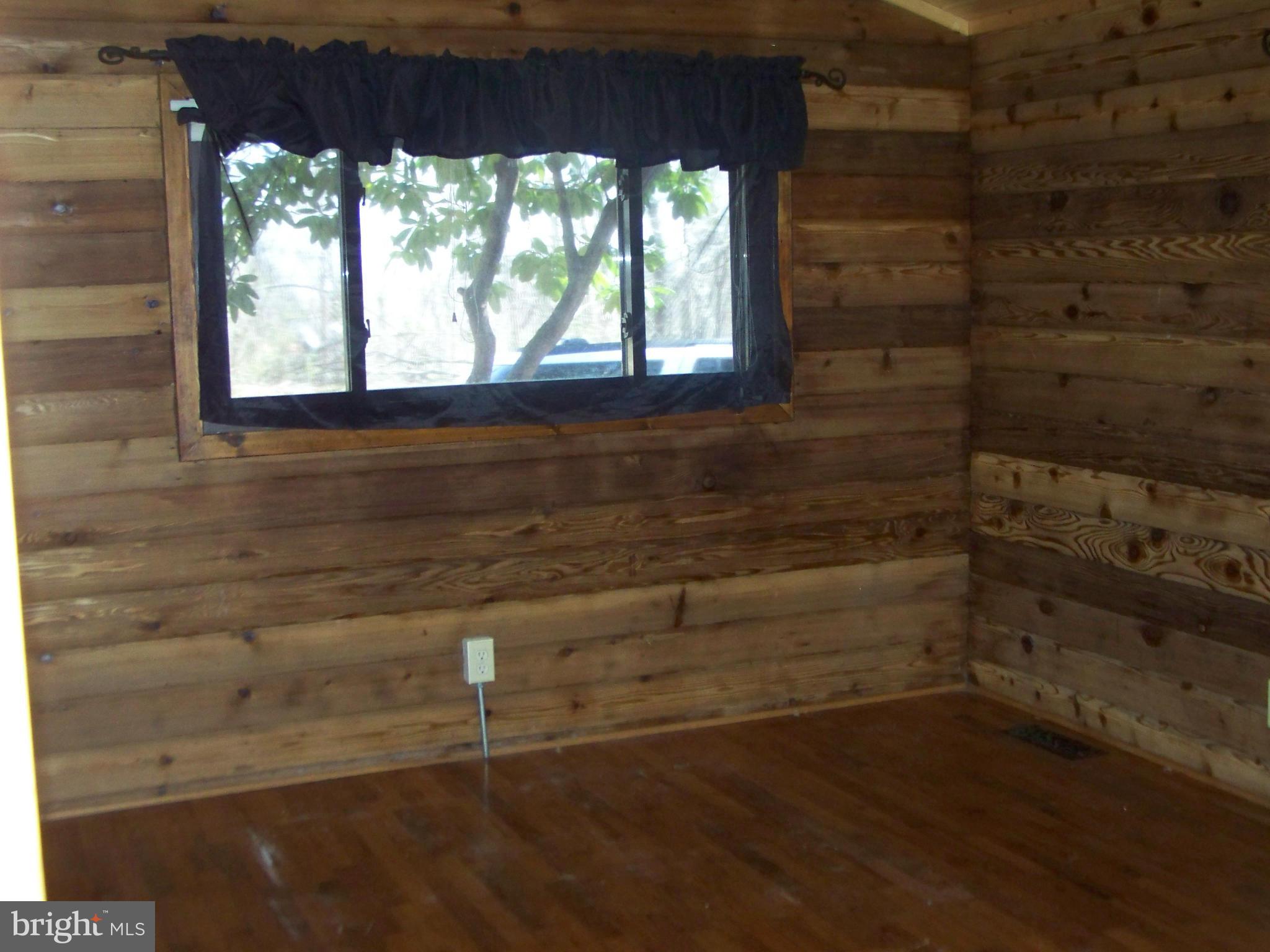 281 Chester Gap Road Chester Gap, VA 22623 - Photo 18 of 29 Bedroom