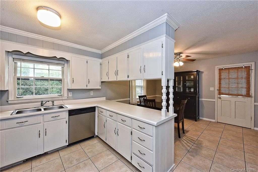 11313 Torino Road Matthews, NC 28105 - Photo 6 of 24 Gallery Image 6