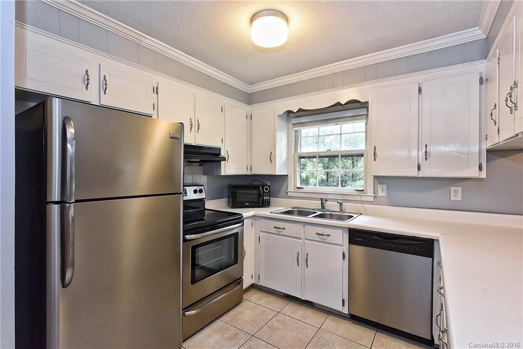 11313 Torino Road Matthews, NC 28105 - Photo 8 of 24 Gallery Image 8