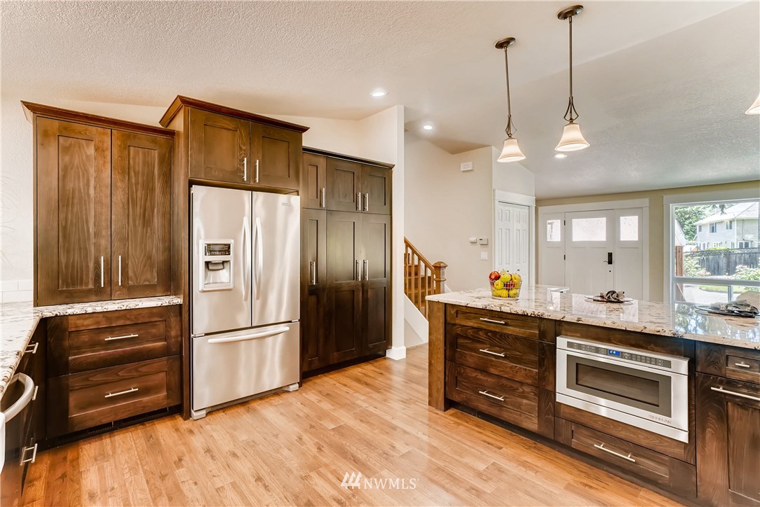 23317 49th Avenue Southeast Bothell, WA 98021 - Photo 12 of 25