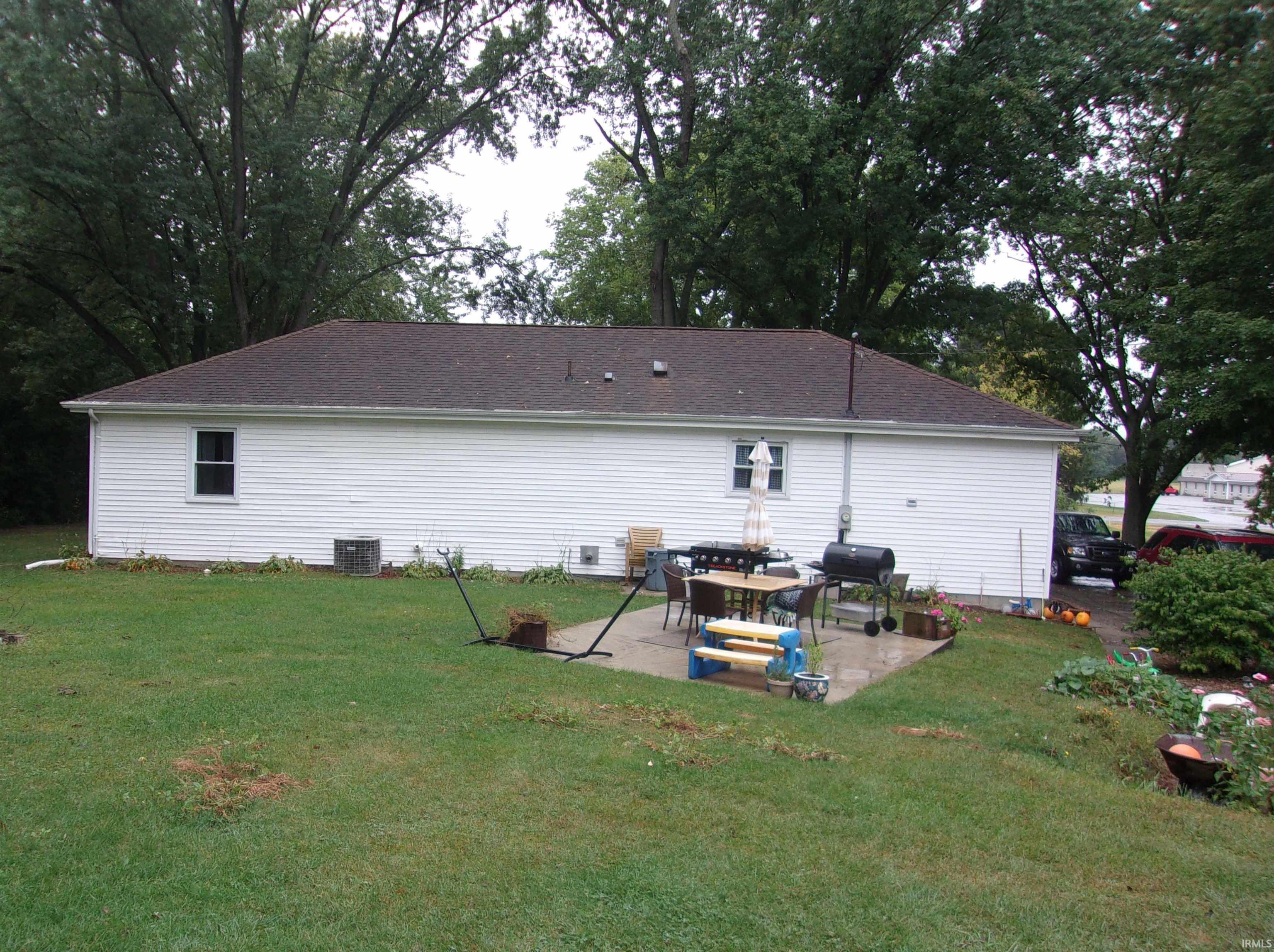 11260 Michigan Road Plymouth, IN 46563 - Photo 4 of 17 Gallery Image 4