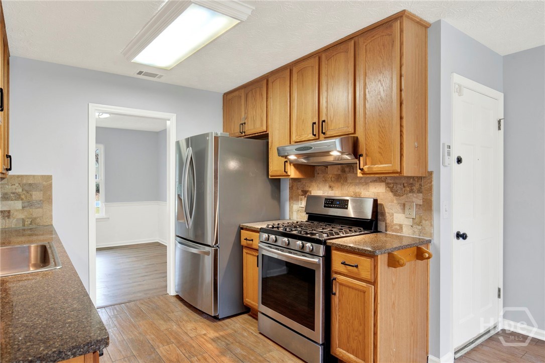 103 Deerwood Road Savannah, GA 31410 - Photo 11 of 42