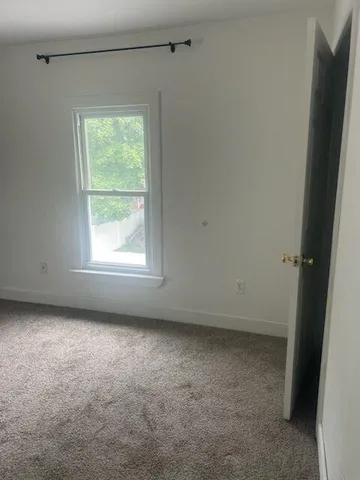 $2,500 | 25 Ridge Street, Middletown, NY 10940