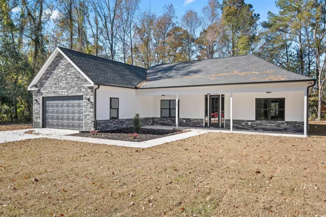 $429,000 | 543 Dozier Street, Loris, SC 29569