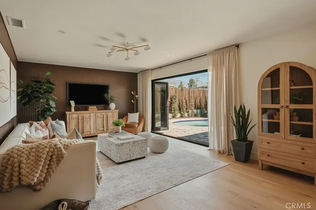 $1,298,000 | 1283 Hillsdale Drive, Claremont, CA 91711