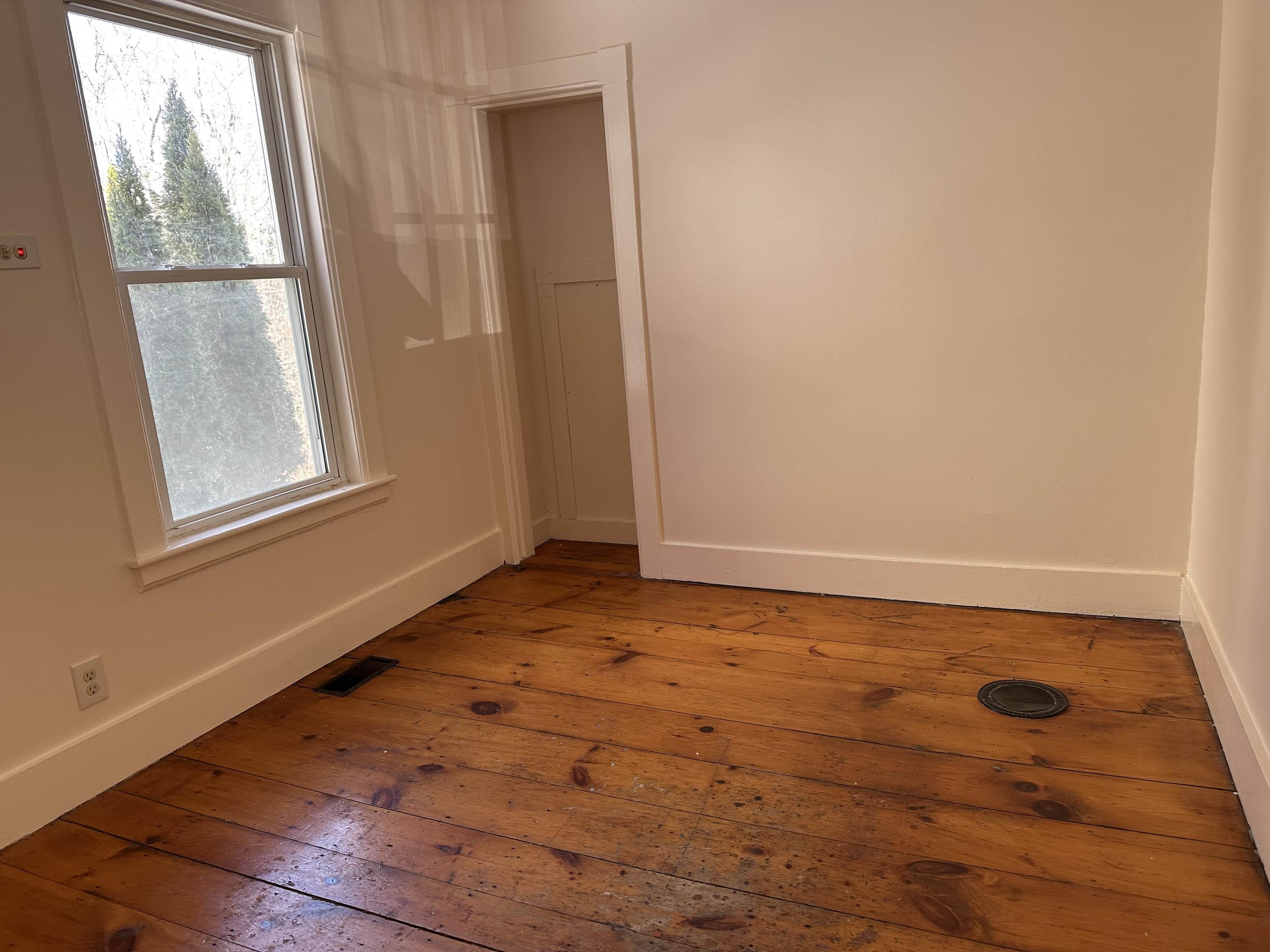 63 Hyde Street Rockingham, VT 05101 - Photo 7 of 14