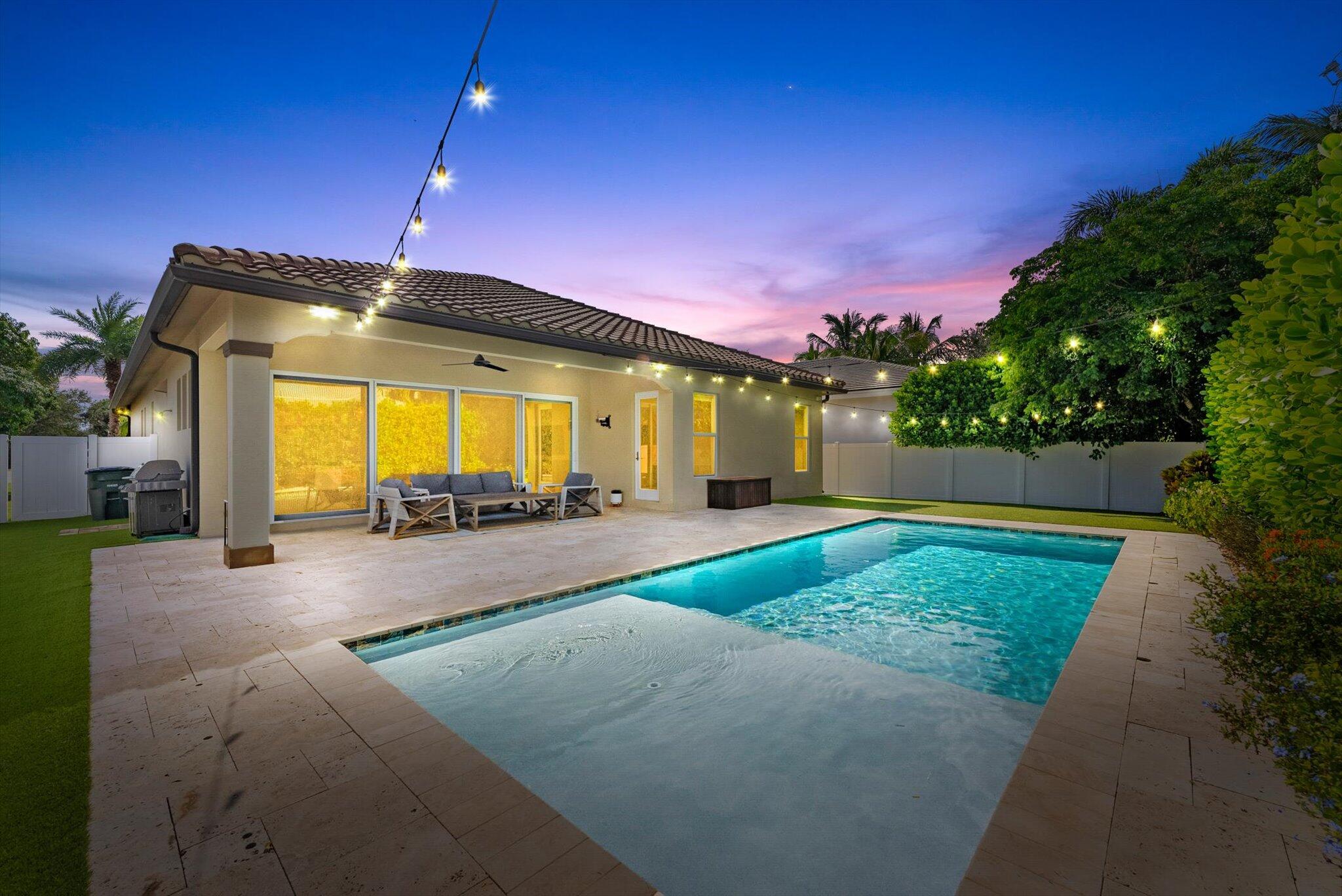 1301 Southwest 15th Street Boca Raton, FL 33486 - Photo 20 of 54 Backyard & Pool