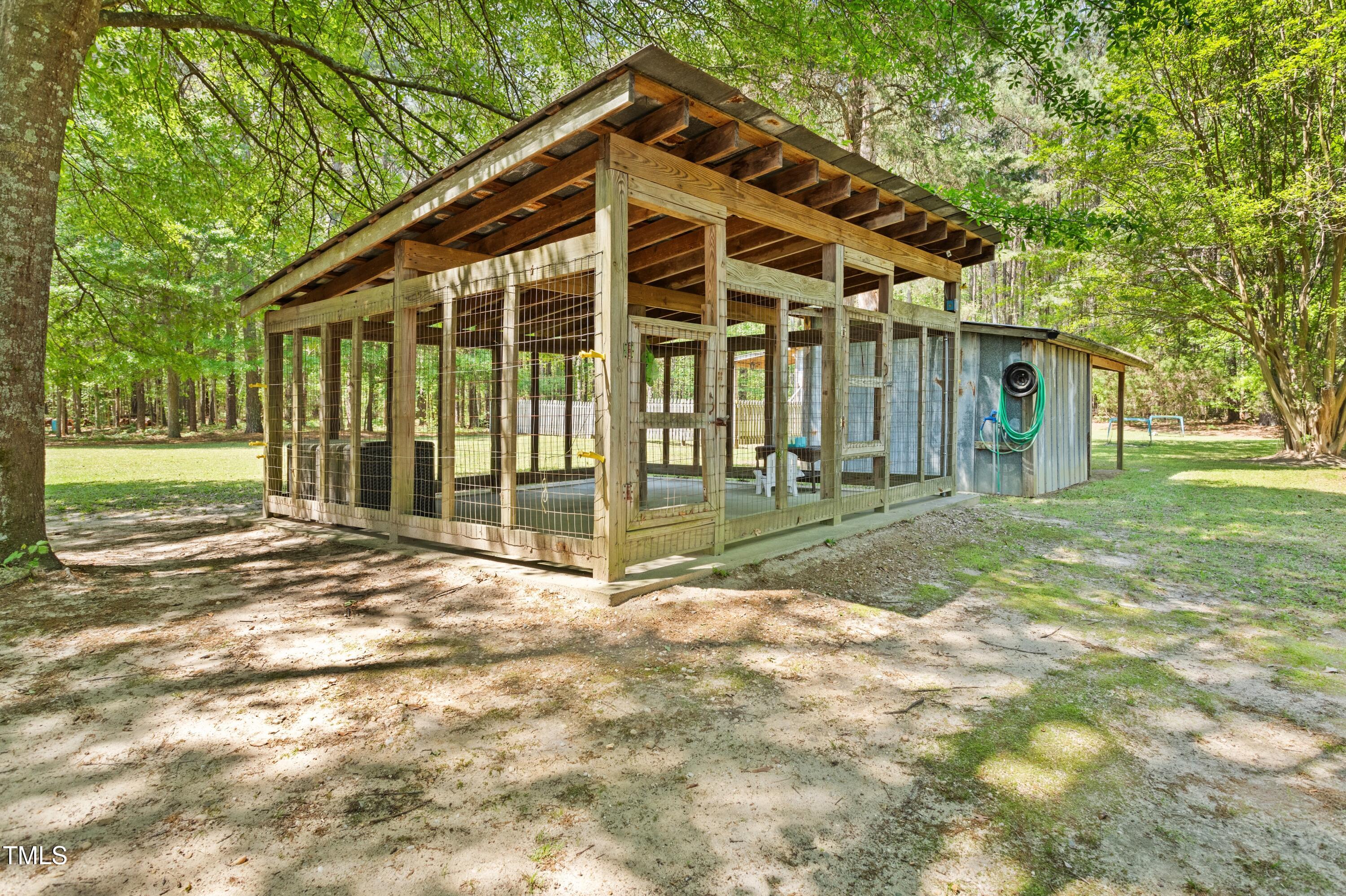 7227 Cleveland Road Clayton, NC 27520 - Photo 31 of 44 Chicken Coop