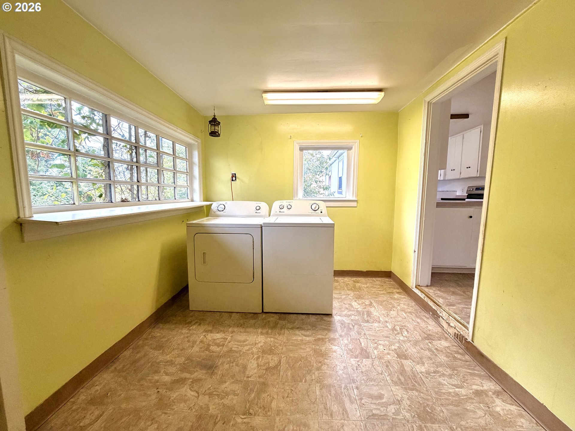 354 Radar Road Coos Bay, OR 97420 - Photo 20 of 23