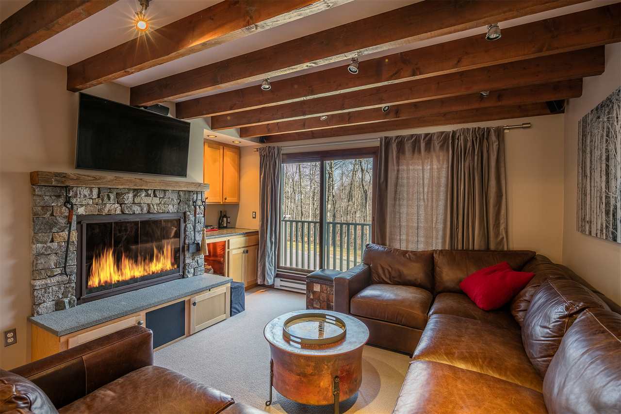 3 Post Oak Road, Unit 3 Winhall, VT 05340 - Photo 2 of 16