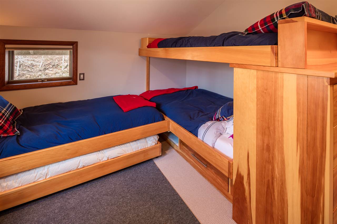 3 Post Oak Road, Unit 3 Winhall, VT 05340 - Photo 12 of 16