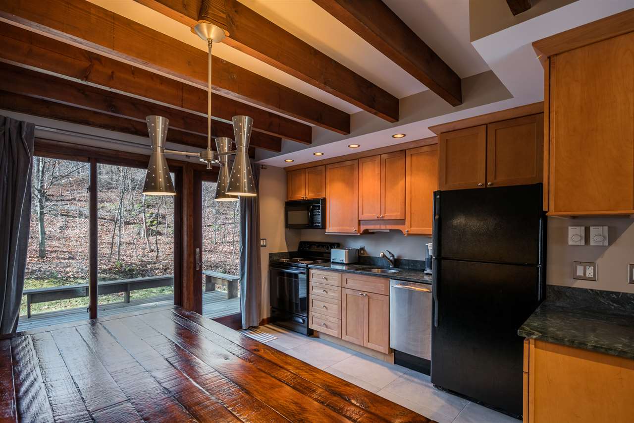 3 Post Oak Road, Unit 3 Winhall, VT 05340 - Photo 4 of 16