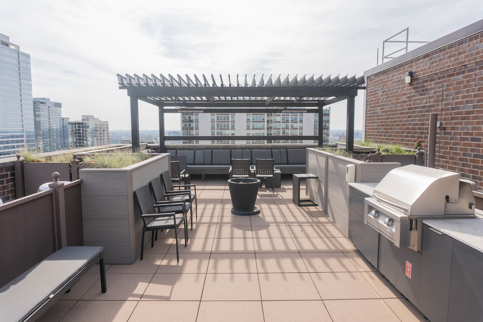 1250 North Dearborn Street, Unit 5B Chicago, IL 60610 - Photo 48 of 50