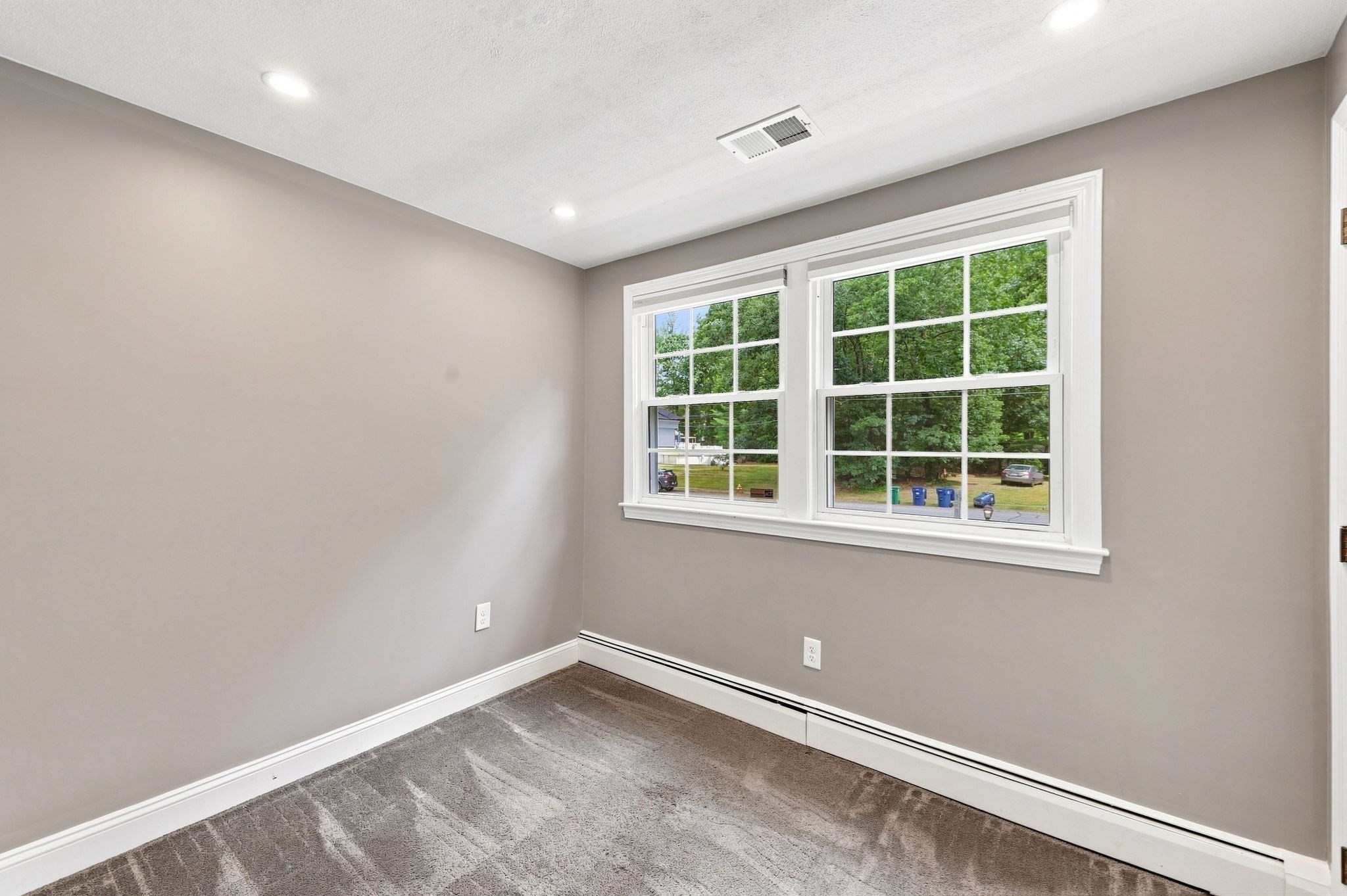 8 Victory Road Billerica, MA 01862 - Photo 17 of 40 Gallery Image 17