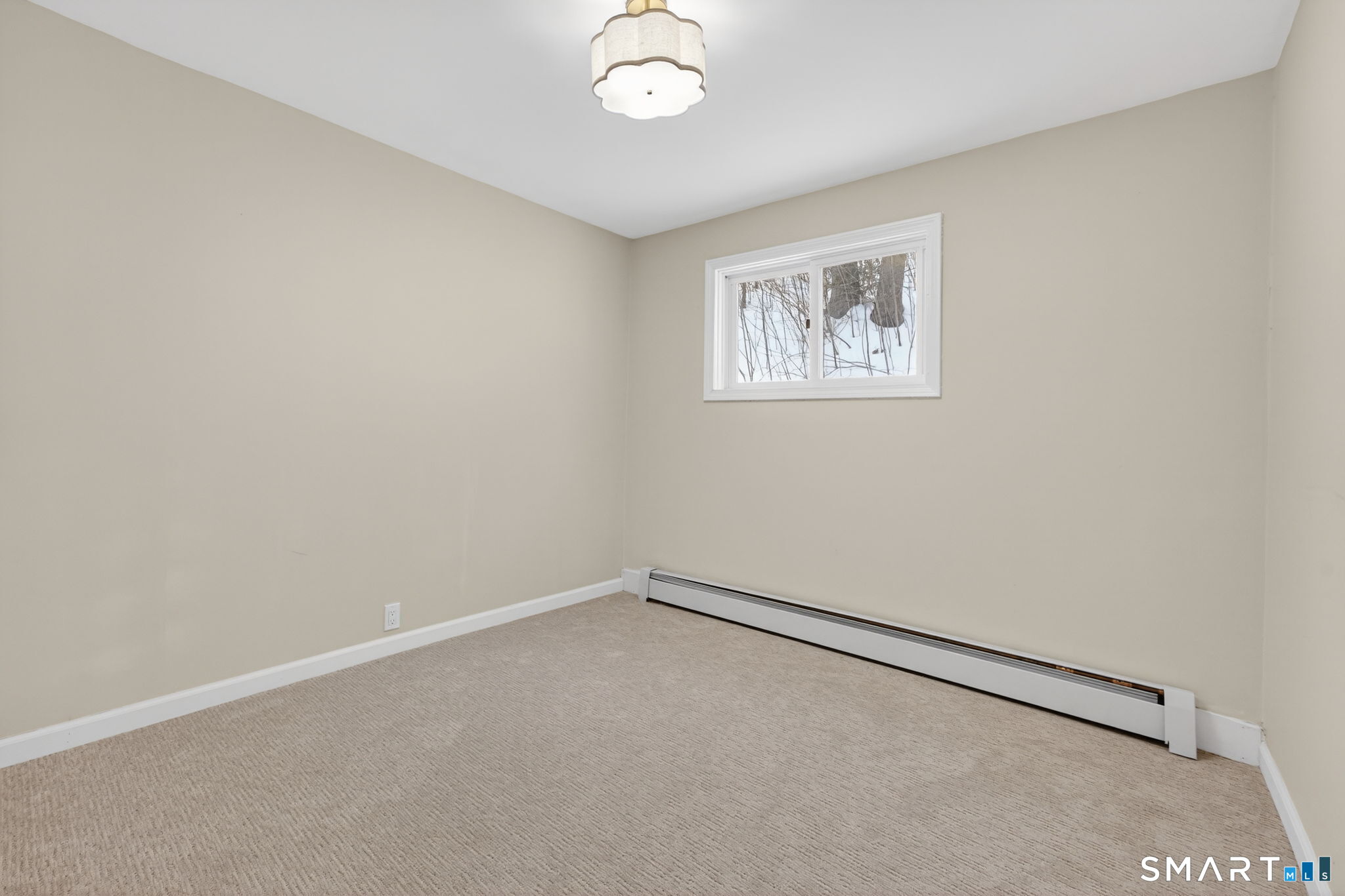 87 West Street Manchester, CT 06040 - Photo 9 of 20