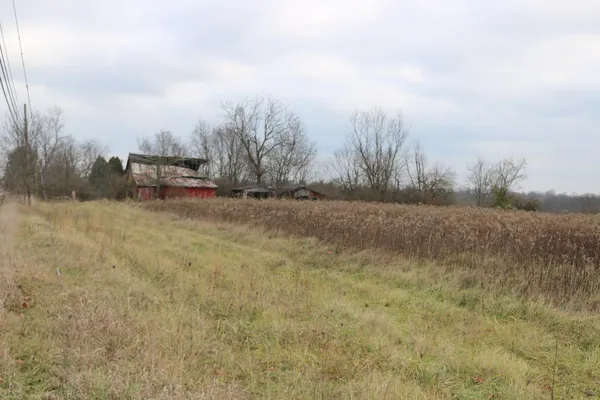$2,450,000 | 8873 Highway 50, Aurora, IN 47001