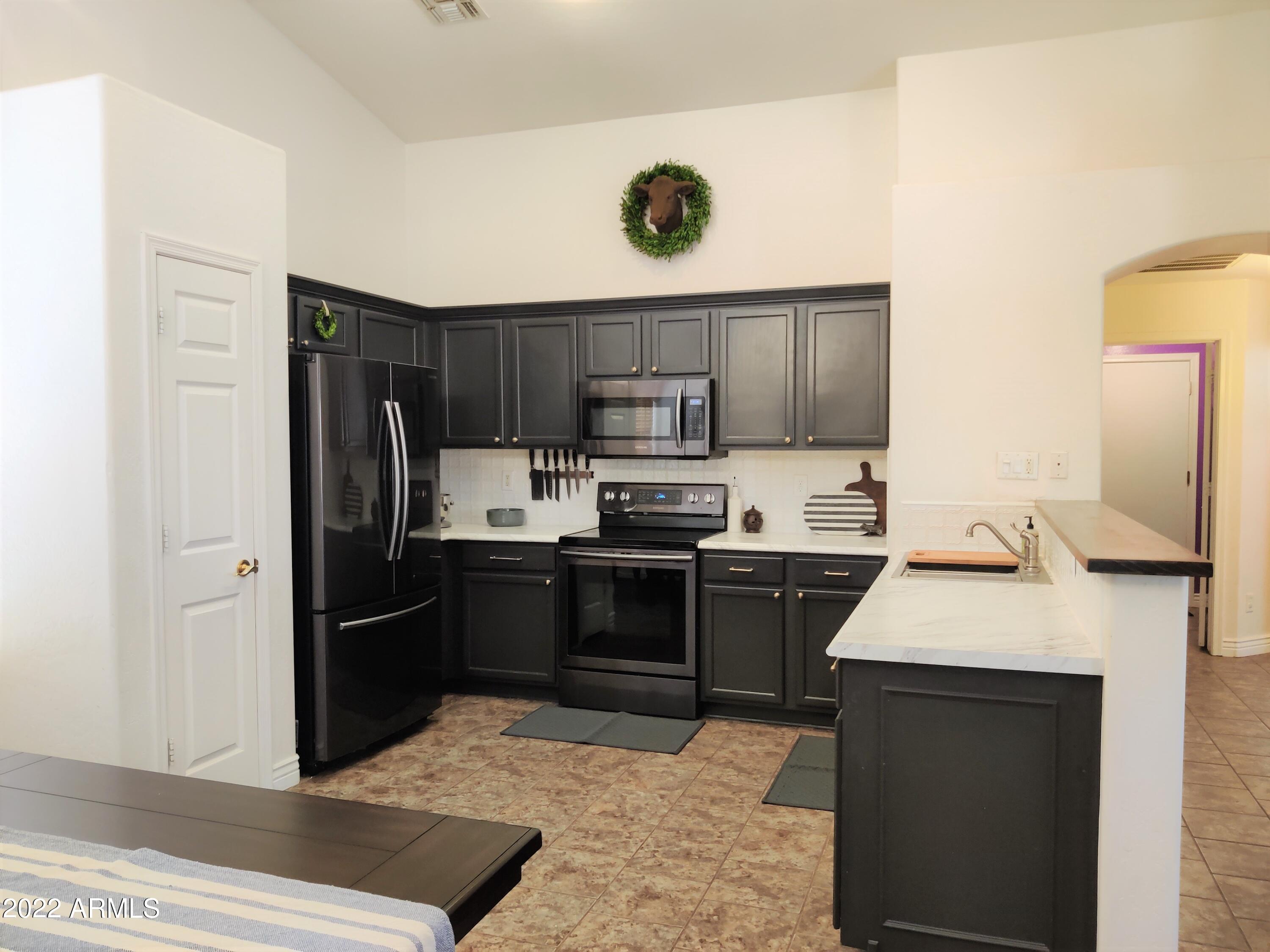 3242 East Bonanza Road Gilbert, AZ 85297 - Photo 4 of 23 Kitchen