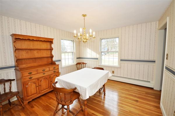 44 Agawam Road Acton, MA 01720 - Photo 4 of 15 Gallery Image 4