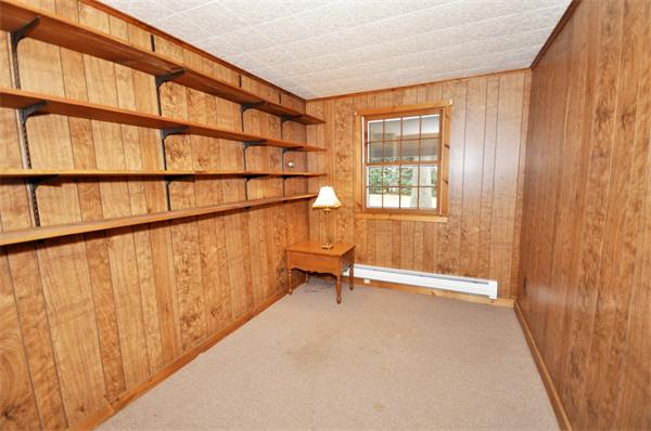 44 Agawam Road Acton, MA 01720 - Photo 8 of 15 Gallery Image 8