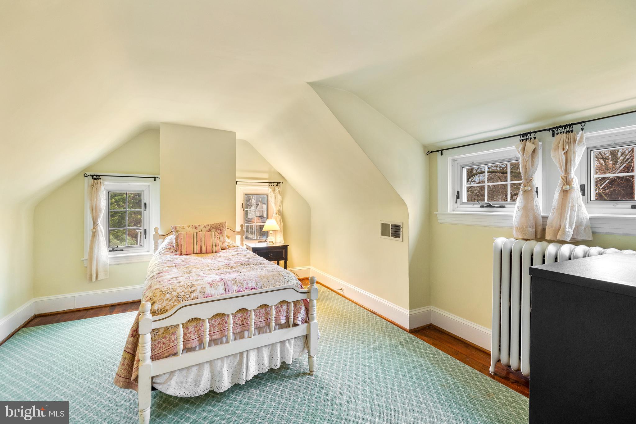 115 Hawthorn Road Baltimore, MD 21210 - Photo 42 of 51 Fourth Bedroom