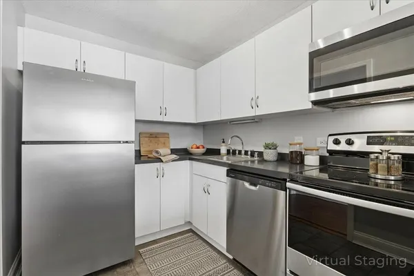 $250,000 | 405 North Wabash Avenue, Unit 1201, Chicago, IL 60611
