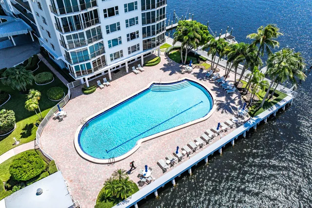 $1,750,000 | 220 Mac Farlane Drive, Unit S805, Delray Beach, FL 33483