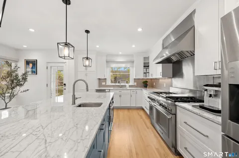 $1,850,000 | 1579 Shippan Avenue, Stamford, CT 06902