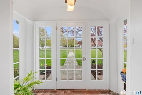 $1,850,000 | 1579 Shippan Avenue, Stamford, CT 06902